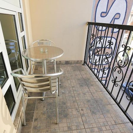 Accommodation Elegance Ni Dış mekan fotoğraf