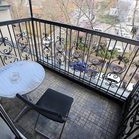Accommodation Elegance Ni Dış mekan fotoğraf