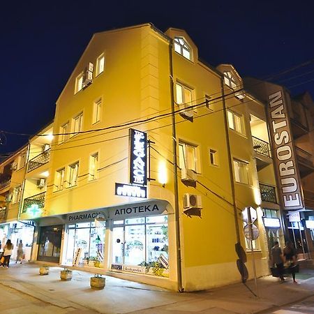 Accommodation Elegance Ni Dış mekan fotoğraf