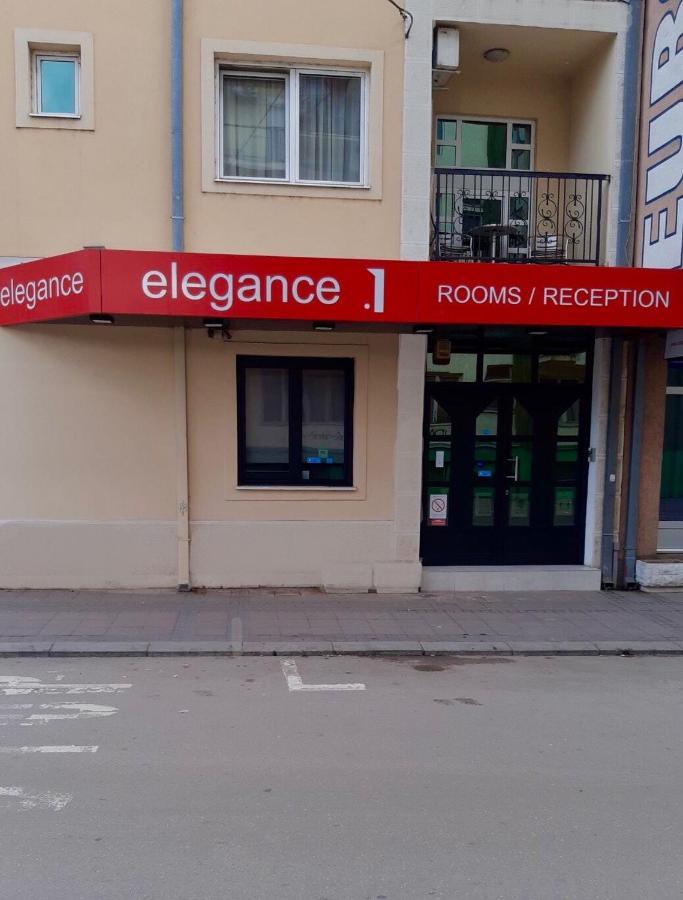 Accommodation Elegance Ni Dış mekan fotoğraf