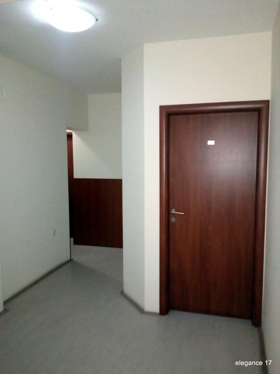 Accommodation Elegance Ni Dış mekan fotoğraf