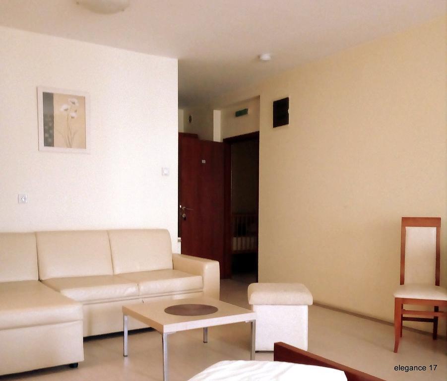 Accommodation Elegance Ni Dış mekan fotoğraf