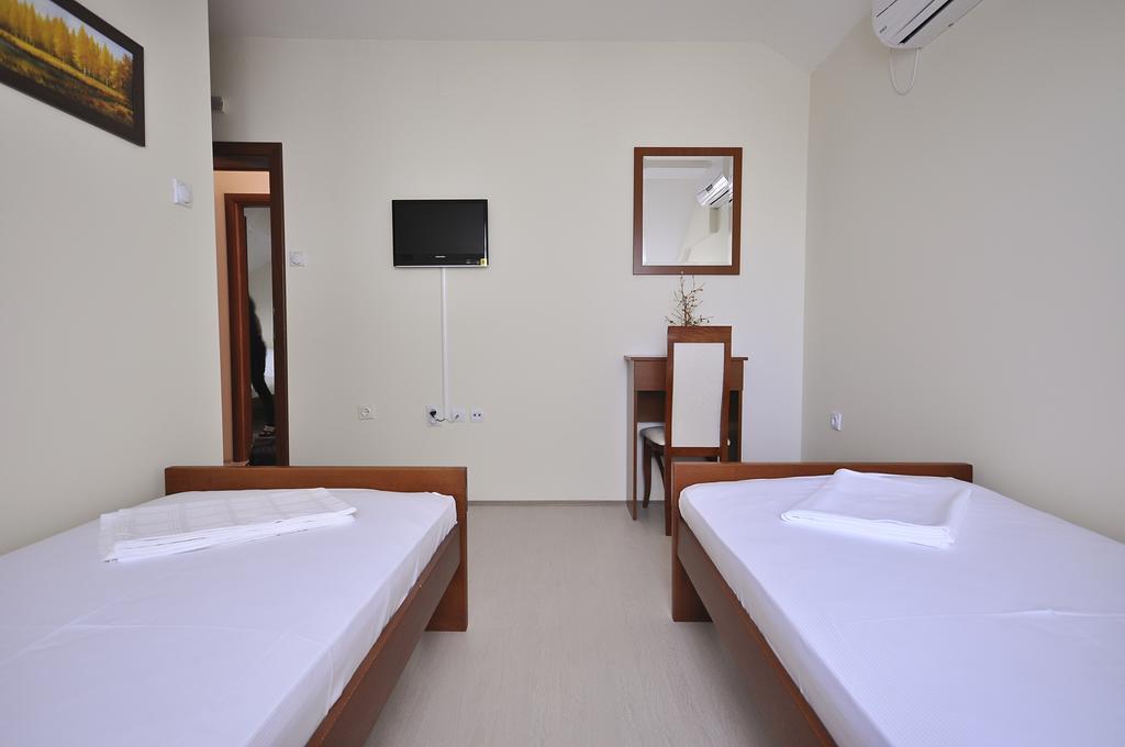 Accommodation Elegance Ni Dış mekan fotoğraf