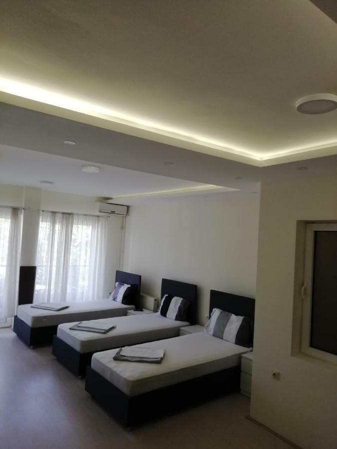 Accommodation Elegance Ni Dış mekan fotoğraf