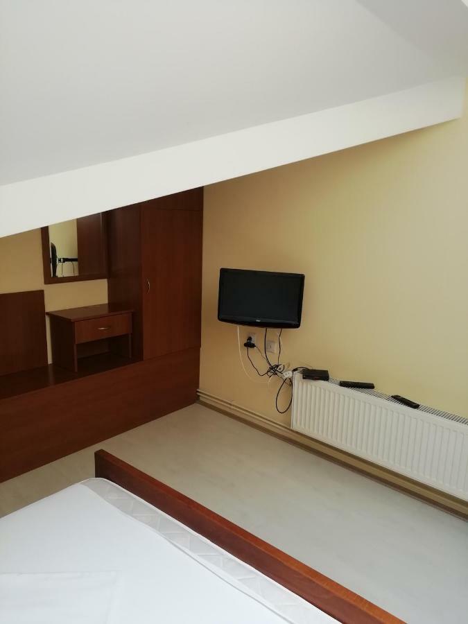 Accommodation Elegance Ni Dış mekan fotoğraf