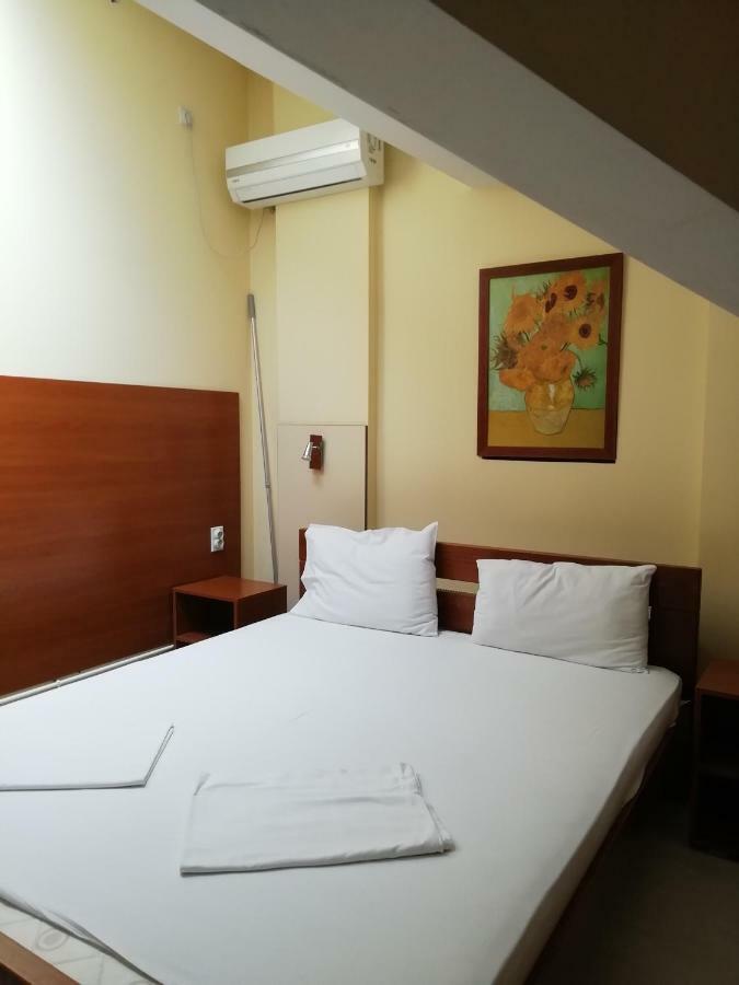 Accommodation Elegance Ni Dış mekan fotoğraf