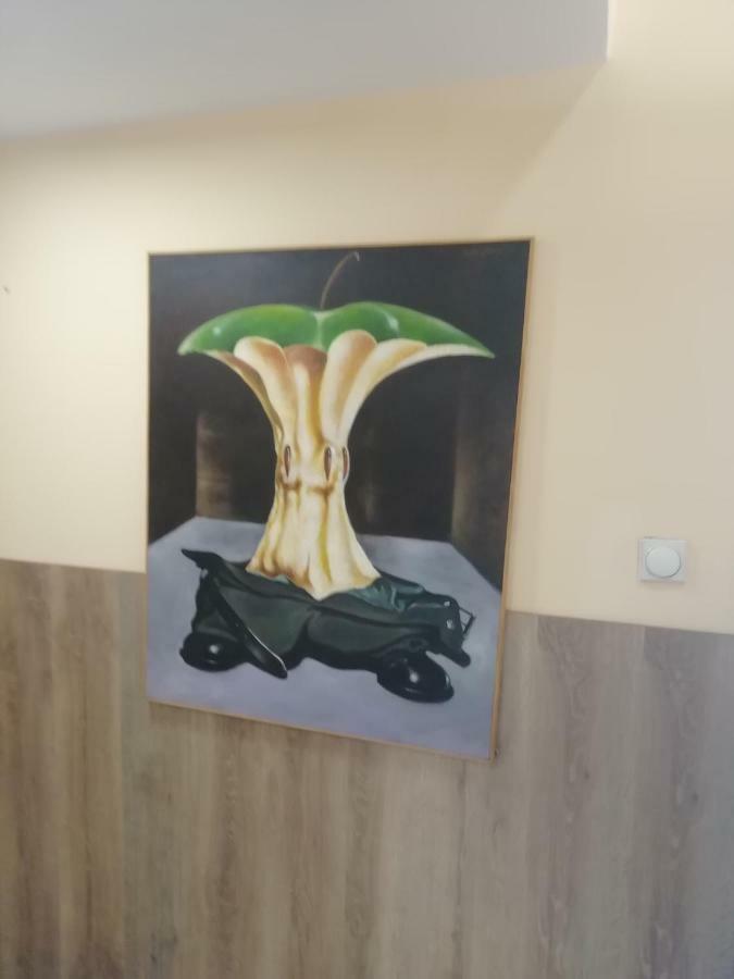Accommodation Elegance Ni Dış mekan fotoğraf
