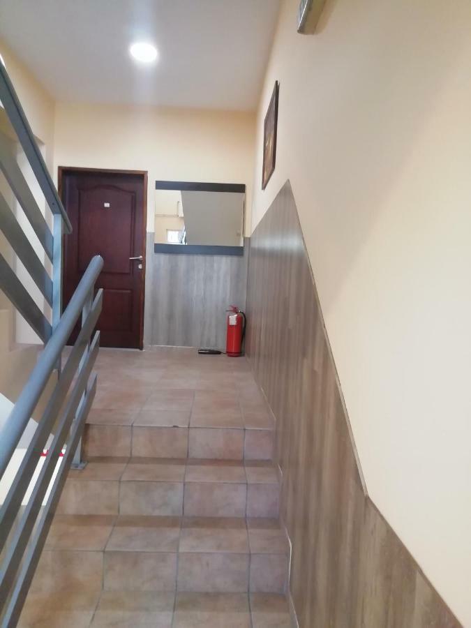 Accommodation Elegance Ni Dış mekan fotoğraf